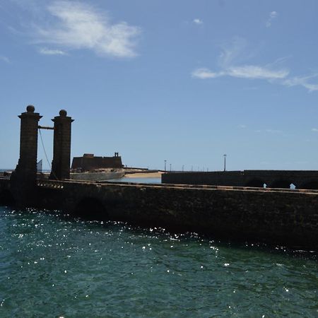 Bright, Modern Apartment In The Heart Of Arrecife Esterno foto