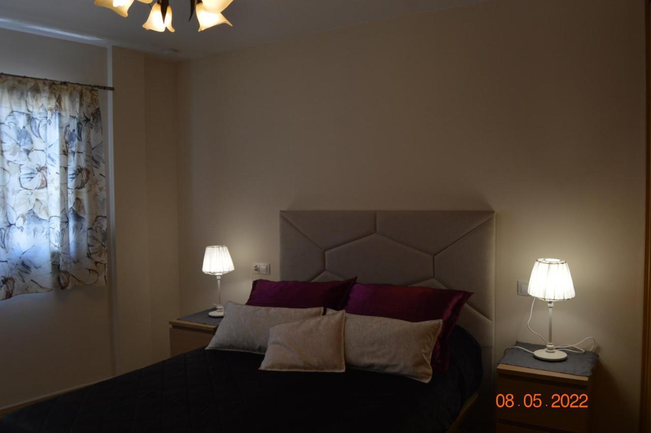 Bright, Modern Apartment In The Heart Of Arrecife Esterno foto