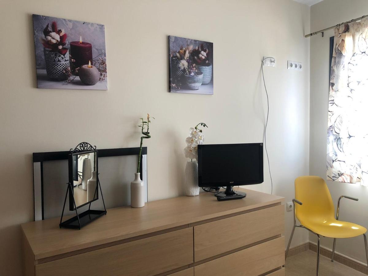 Bright, Modern Apartment In The Heart Of Arrecife Esterno foto