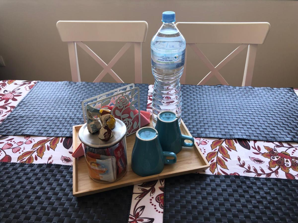 Bright, Modern Apartment In The Heart Of Arrecife Esterno foto